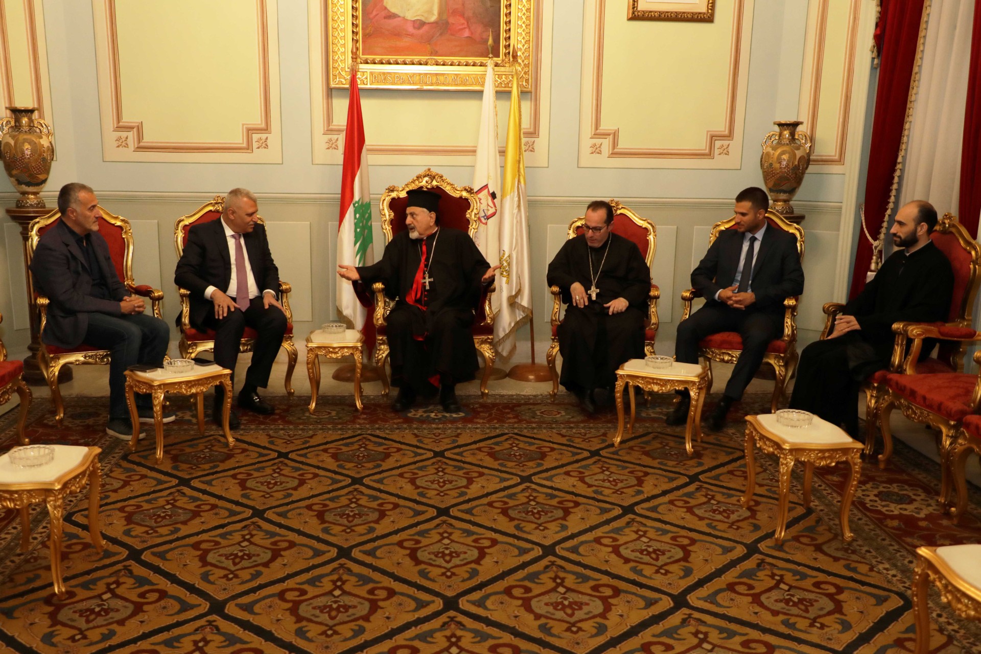 زار المدير العام للأمن العام اللواء حسن شقير بطريركية السريان الكاثوليك والتقى البطريرك مار اغناطيوس يوسف الثالث يونان في زيارة تعارف.
